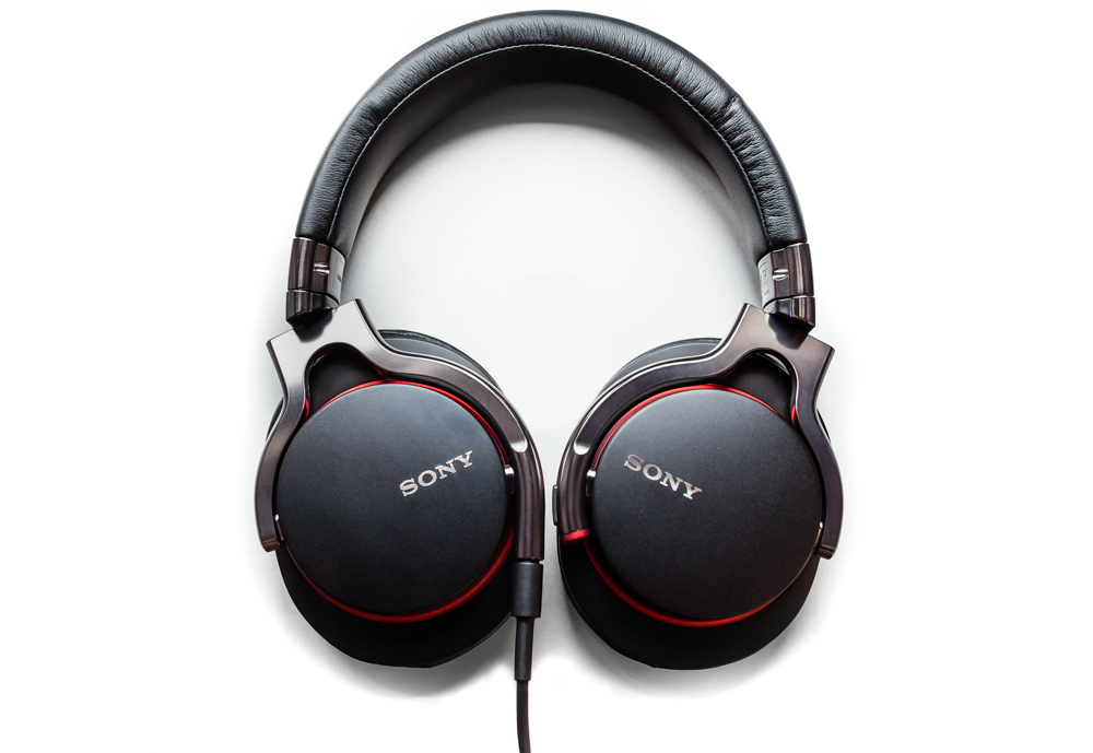 Sony MDR-1R in black